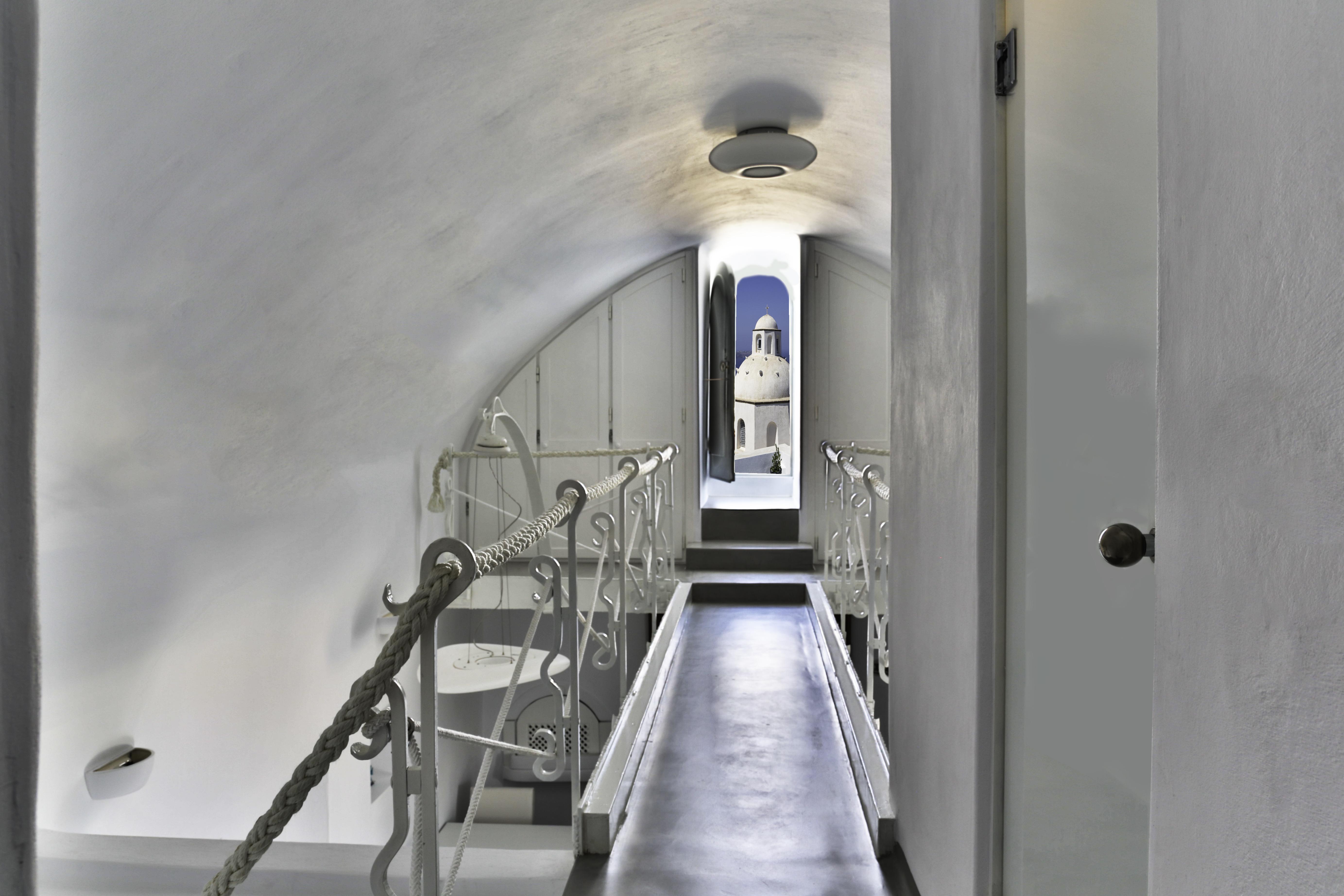 Trieris Villa & Suites Fíra Kültér fotó