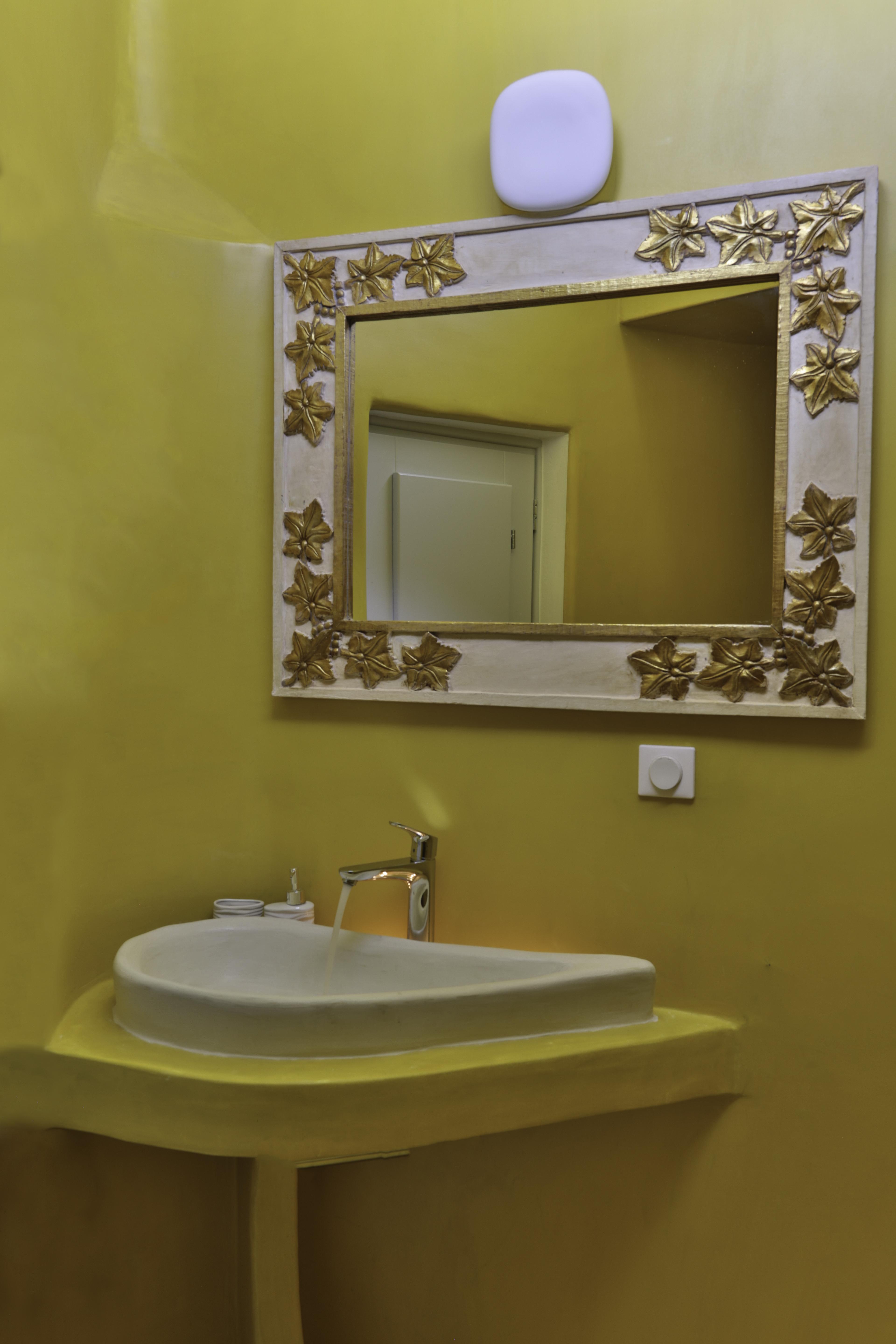 Trieris Villa & Suites Fíra Kültér fotó