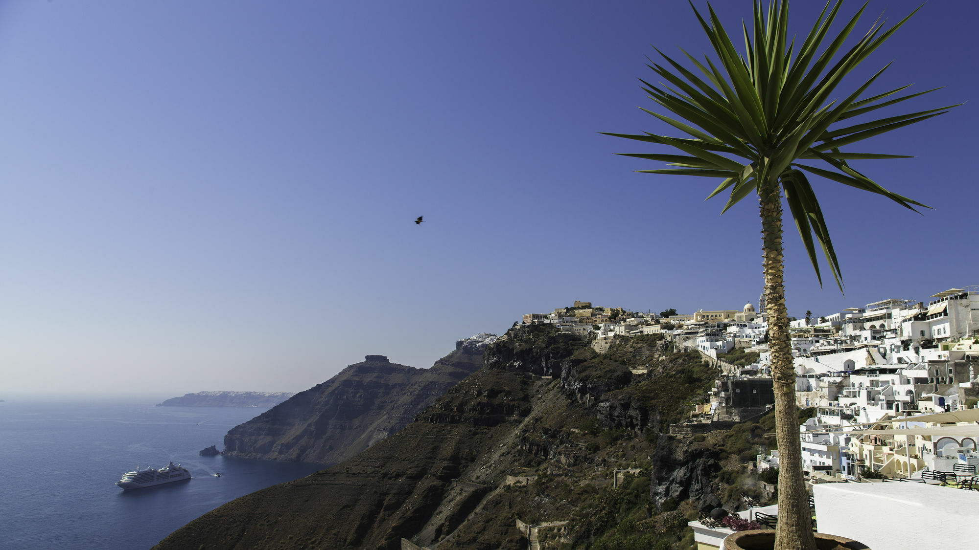 Trieris Villa & Suites Fíra Kültér fotó